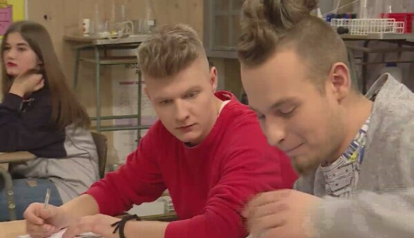 Maks Kubiak postanawia sam złapać poznanego w sieci pedofila